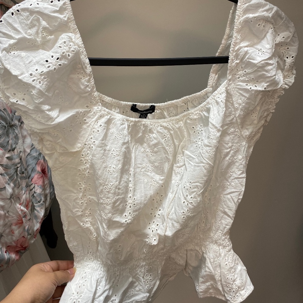 Top - Picture 2 of 3